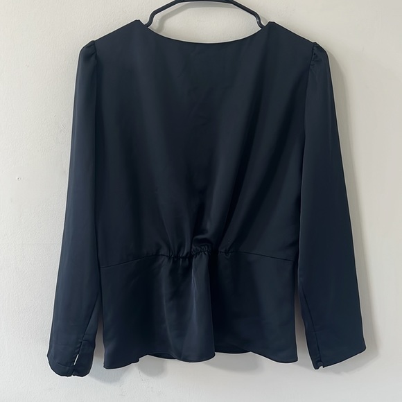 J.Crew Satin Back Crepe Button-Front Black Blouse Size 10 - Picture 10 of 11